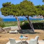 Dellagracia Mansion In Poseidonia Syros