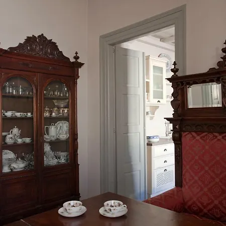 Villa Dellagracia Mansion In Poseidonia Syros *