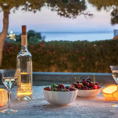 Dellagracia Mansion In Poseidonia Syros Villa