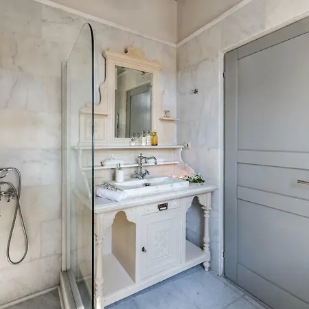 Dellagracia Mansion In Poseidonia Syros Villa *