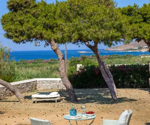 Dellagracia Mansion In Poseidonia Syros