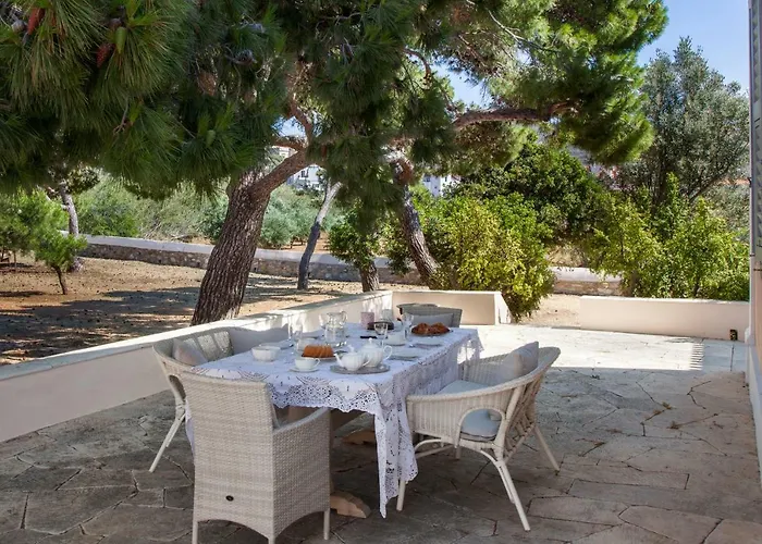 Dellagracia Mansion In Poseidonia Syros Posidhonía